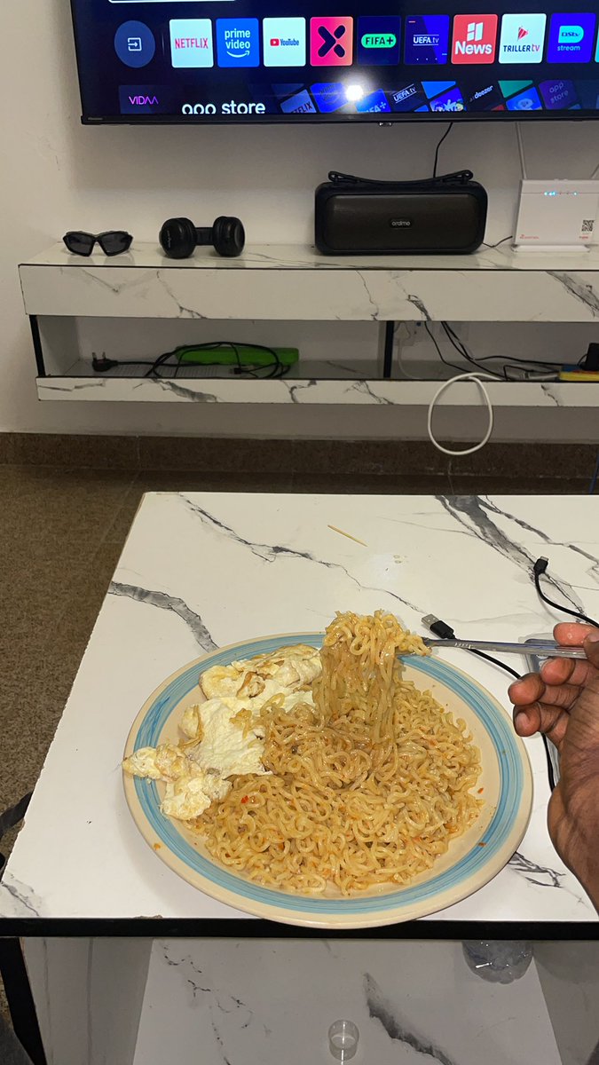 mr_confidens's tweet photo. Nothing sweet pass to eat hot noodles as breakfast https://t.co/1emdaUCI2r