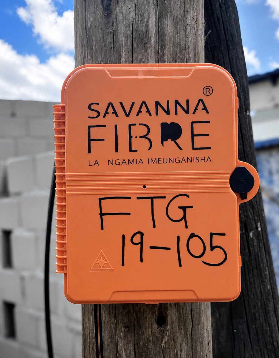 SavannaFiberTz's tweet photo. Je, Ulijua? 💡

Kukatika-katika kwa video au maudhui (buffering) si kosa la kifaa chako kila wakati. Mara nyingi husababishwa na kasi ndogo ya intaneti (bandwidth).

Hamia Savanna Fibre na ujionee tofauti. https://t.co/DqdwdLZFja