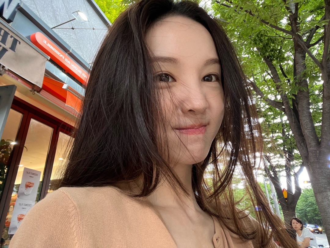 MOK_1020's tweet photo. 아 어뜩해 너무너무 이쁘니얌...... 웃음이 실실실실 https://t.co/O5W5KgjzjX