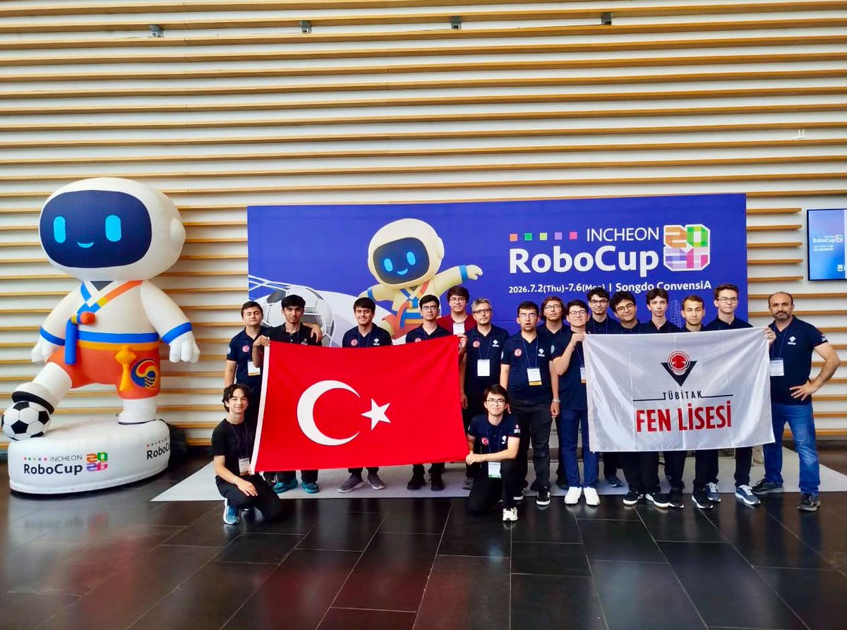 Tubitak's tweet photo. TÜBİTAK Ulusal ve Uluslararası Yarışma/Etkinlik Katılım Desteği kapsamında desteklediğimiz;

🤖 TÜBİTAK Fen Lisesi öğrencilerinden oluşan DOLLBY ve OGEE takımları, Güney Kore'nin Incheon kentinde düzenlenen RoboCup 2026 yarışmasına katıldı.

RoboCupJunior Soccer Infrared ve RoboCupJunior Rescue Simulation kategorilerinde yarışan takımlarımız, farklı ülkelerden takımlarla oluşturdukları uluslararası ittifaklarla gerçekleştirilen SuperTeam Challenge'da ikincilik başarısı elde etti.🏆

✈️ Çukurova Üniversitesi 1,5 Adana UAV Takımı ise İngiltere’de düzenlenen IMechE UAS Challenge yarışmasında En Çok Gelecek Vadeden Takım Ödülü (Most Promise Award)  aldı. 🏆

Öğrencilerimizi ve danışmanlarını uluslararası alanda elde ettikleri bu başarıdan dolayı kutluyor, başarılarının devamını diliyoruz. 

📌 @bilimletoplum
