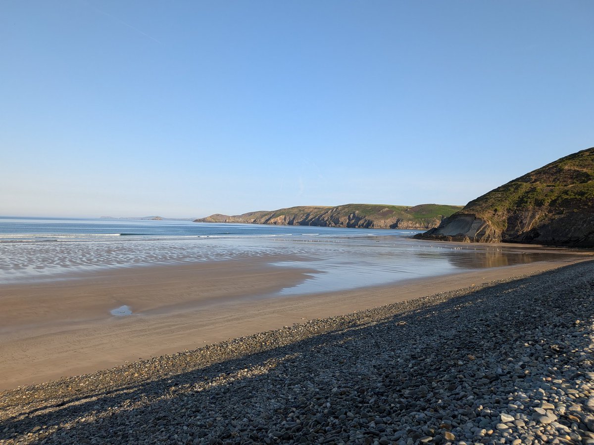 ToursofWales tweet picture