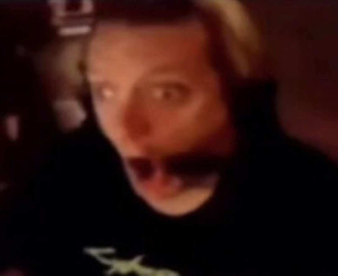 Pyrethrjn's tweet photo. @Rafgarn YO they killed Wacky. I thought she was innocent https://t.co/77SPh1u46W