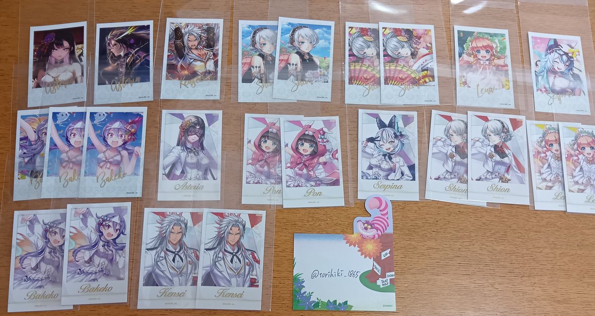 torihiki_1865's tweet photo. 【交換】白猫プロジェクト 白猫 11周年記念任期投票 トレーディング缶バッチ トレーディングビジュアルカード

譲：画像のもの
求：同種エレノア＞他エレノア、ジン、ファリエグッズ（画像3に詳しく記載）

11日生放送前後手渡し or 郵送
検索からでもお気軽にお声掛けください https://t.co/NT5BYbLYT1