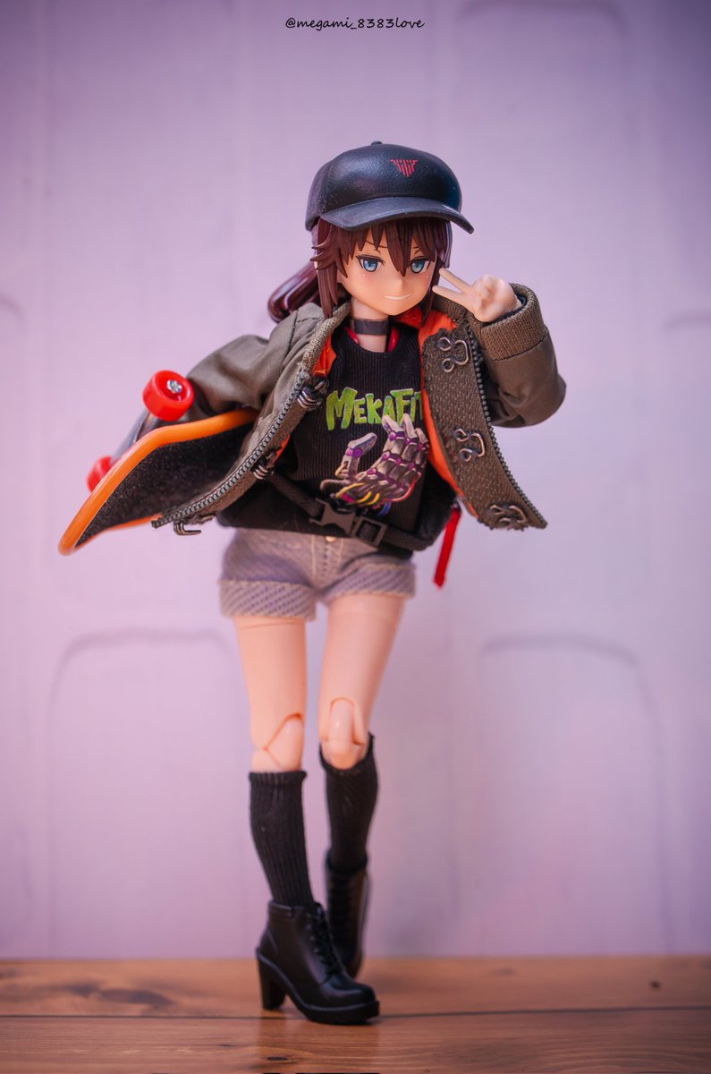 megami_8383love's tweet photo. #ロードランナー買ってないひとにロードランナー買いたくさせるような写真

ボーイッシュ可愛いローちゃん！良いですぞ! https://t.co/yKo9yIUPAm