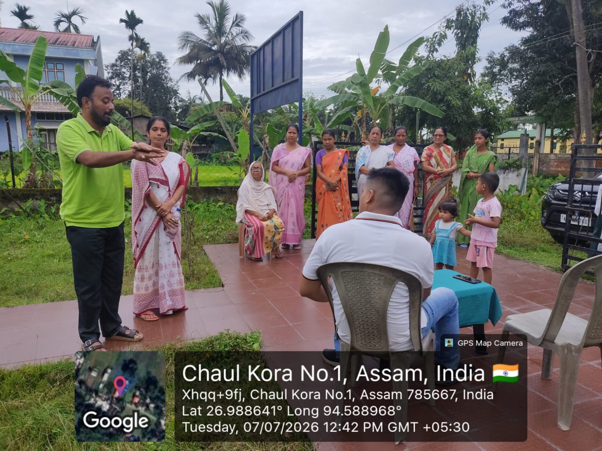 JJM_Assam's tweet photo. #JJMUpdate | Glimpses from the awareness programmes recently conducted under the #StopDiarrhoeaCampaign in Sivasagar.

Be a part of the campaign and help promote healthier habits and safer environments for all.

#DDWSJoinsStopDiarrhoea #JJMAssam 

@KPaulAssam 
@MoHFW_INDIA https://t.co/ZLc3FT3nUo