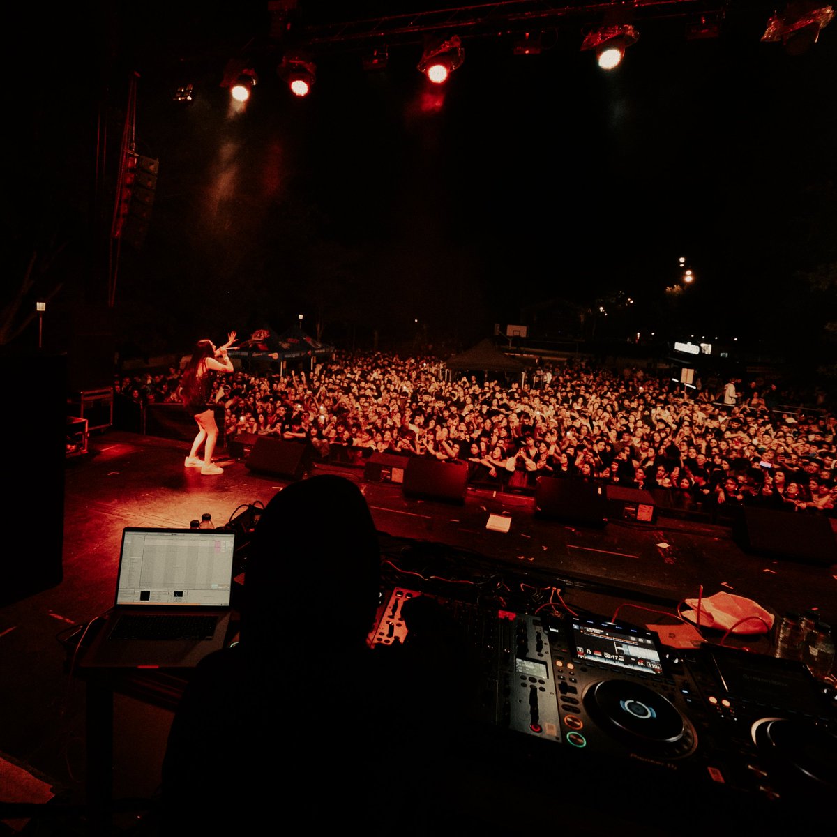 cljvalladolid's tweet photo. 💚 Un festival gratuito hecho por y para la juventud.

Artistas nacionales, proyectos nacidos en Valladolid y una programación que demuestra todo el talento, la creatividad y las iniciativas que se mueven en nuestra ciudad durante todo el año.

Nos vemos en Las Moreras. https://t.co/9J6j1PmJtl