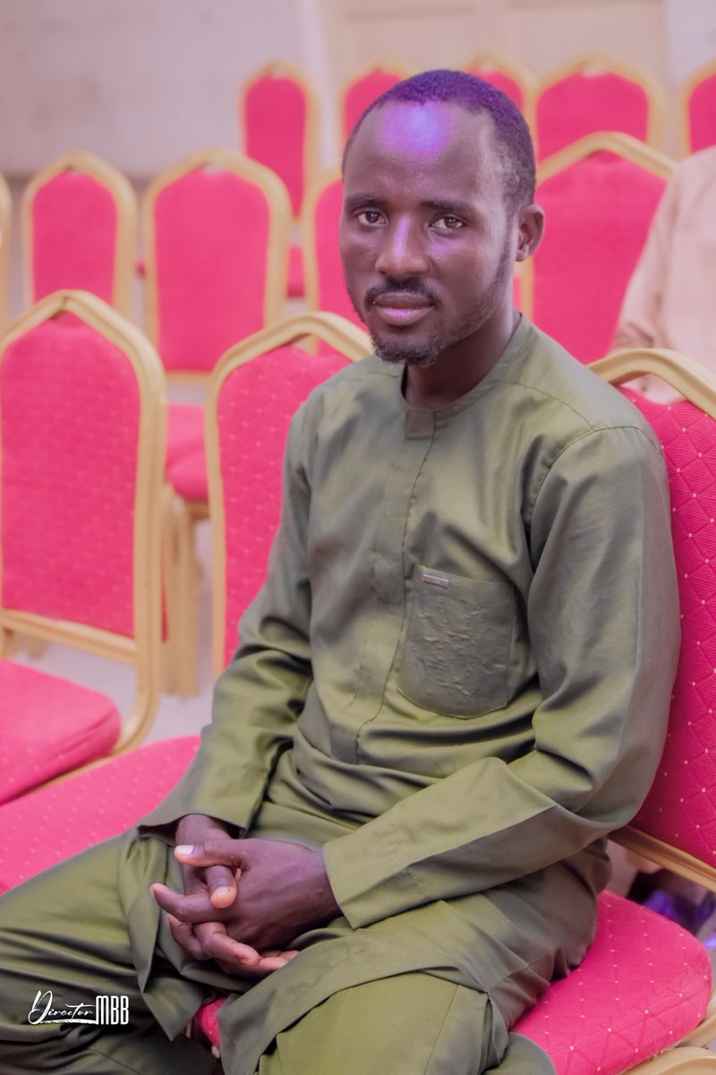 ibrahim3209's tweet photo. The best technical skill is the one that solves a problem for someone who cannot pay you back. As we enter the weekend, let’s look for ways to use our digital and technical knowledge to uplift our local communities. https://t.co/QVvrlMcB8R