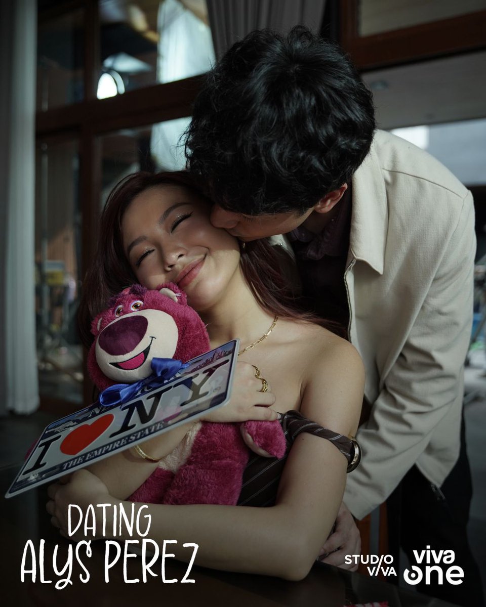 StudioVivaPH's tweet photo. More TripLys moments? Say less. 🫶

Don't miss EPISODE 5 of ‘DATING ALYS PEREZ’ now streaming only on Viva One: https://t.co/dNmO83bRsQ

#DAPPastOrPresent
#DatingAlysPerez
#StudioViva #VivaOne https://t.co/mqUDaxRkRr