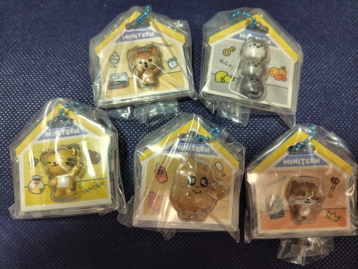 samestar17's tweet photo. ゆる〜く募集なんですが、交換できる方いましたらよろしくお願いします🙇

【譲】画像①

【求】👼🐸🍕🍊 https://t.co/JFuRM9mTwO