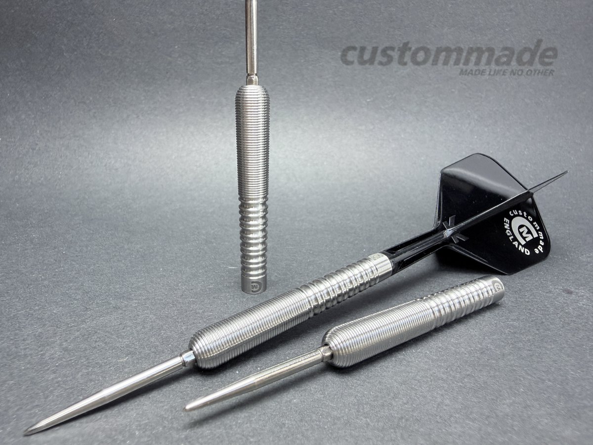 CustomMadeDarts's tweet photo. 21g - 7.00mm Dia x 45.00mm Long
Grip - Micro / Purist
#darts #custommadedarts #madelikenoother #custommade #customdarts #custombarrel #customdart #bespoke #beunique #beinspired #madeinbritain 🇬🇧
https://t.co/teJqUxLVcH https://t.co/8wWvntfv8a
