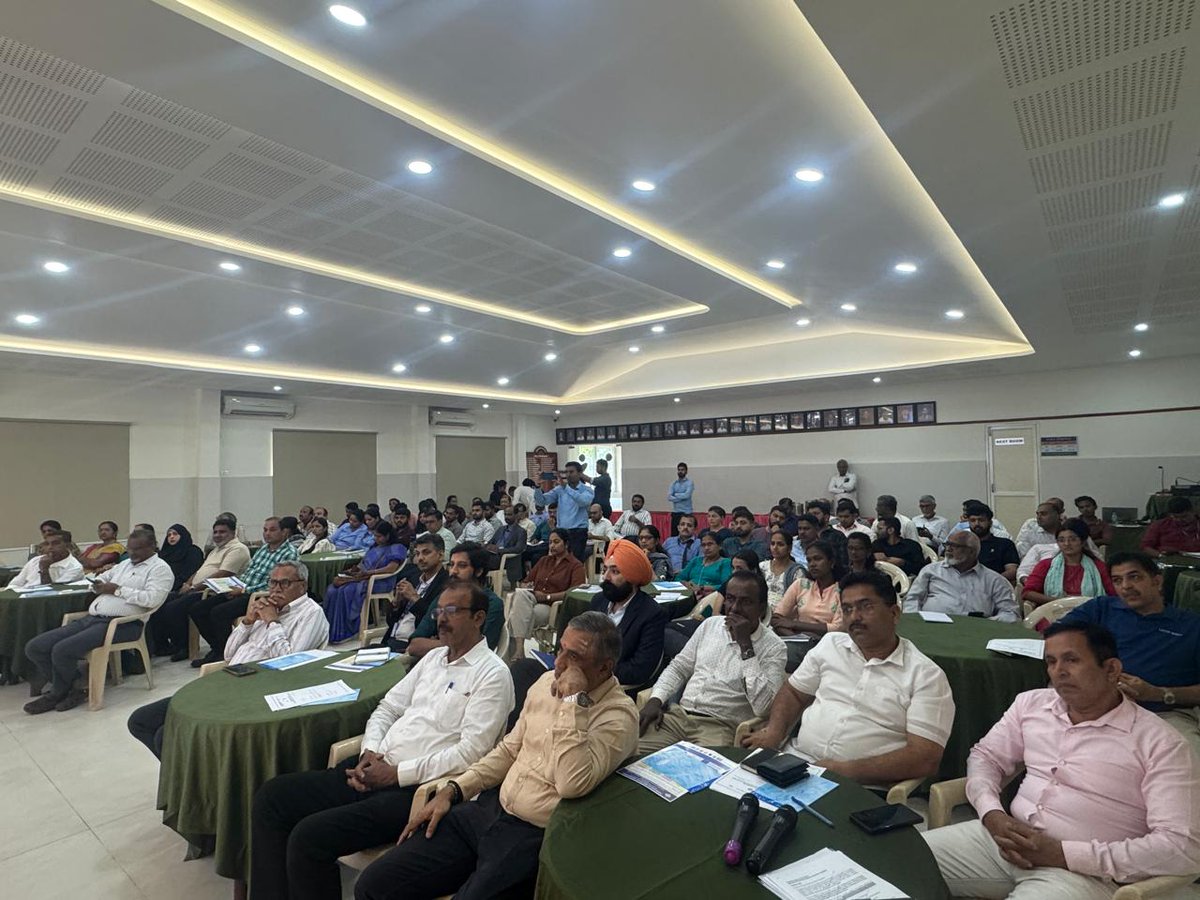 dgftindia's tweet photo. Office of Addl. DGFT, Bengaluru, with FIEO &amp; DIC, held an export workshop in Dakshina Kannada. 150 exporters attended. https://t.co/5h8ELrb3Wa