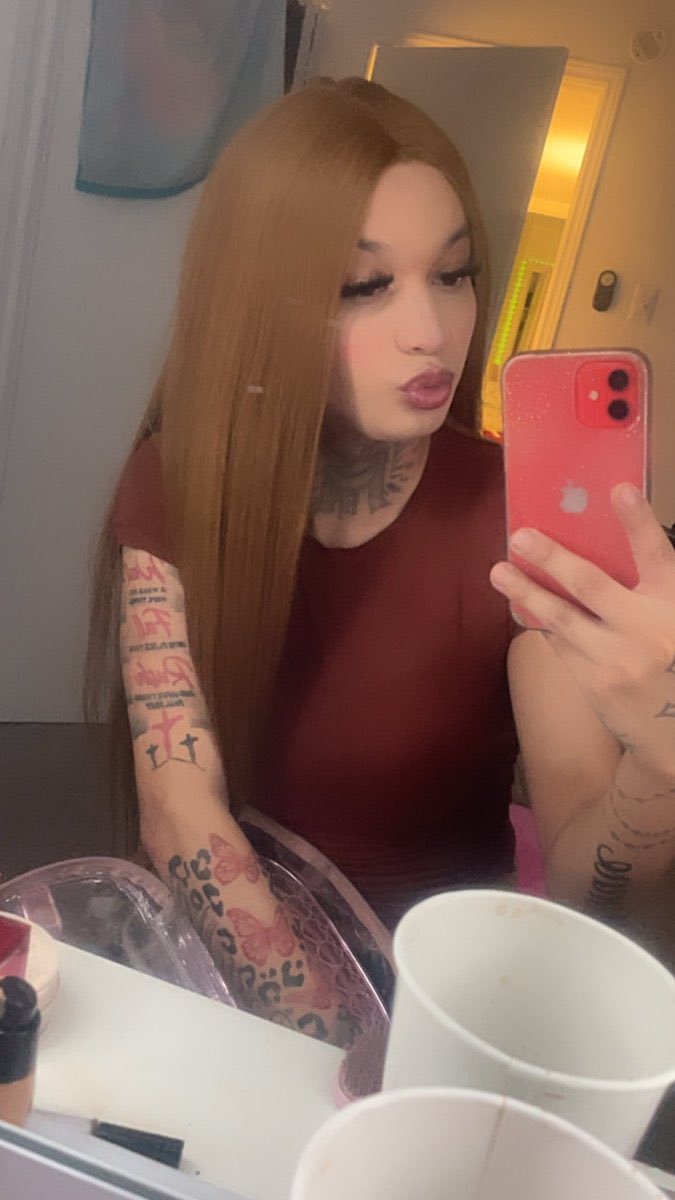 2sexyria's tweet photo. im so drunk and horny af rn, head meets?hmu📲 full attention 
🌵🍑 #buyingcontent
#phoenix #nsfw #gilbert #tucson #chandller #arizonameetup #flagstaff #arizonarepost #goodyear #tempe #mesa #mesacentral #tucson #surprise #quenncreek #Safforo #SaffordAZ https://t.co/hHNSO9IHMA