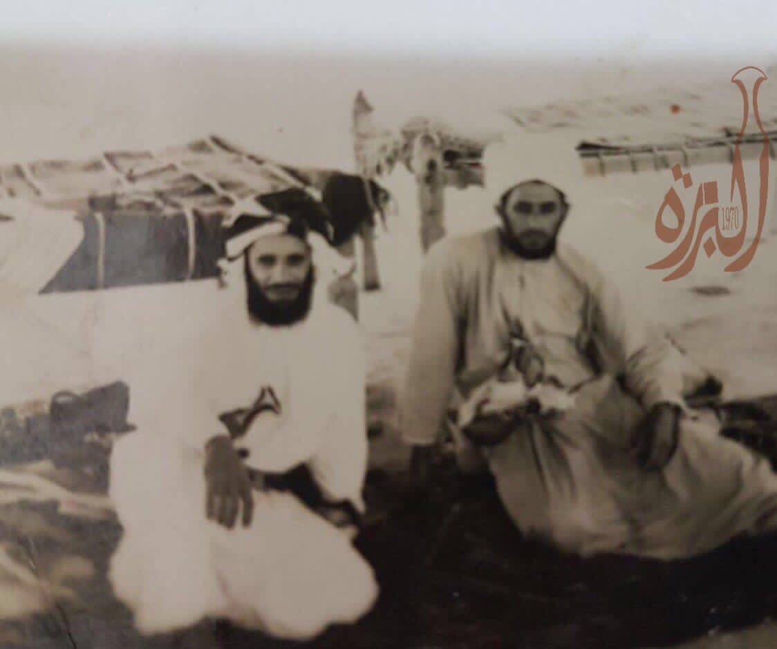 sohar1970's tweet photo. ( صيف عام 1935 -باكستان-  الشيخ خالد بن منصور بن غالب العامري والشيخ هلال بن سعود بن حمد البوسعيدي والي  منطقة جوادر العمانية  في باكستان ) https://t.co/hvq3stxNCS