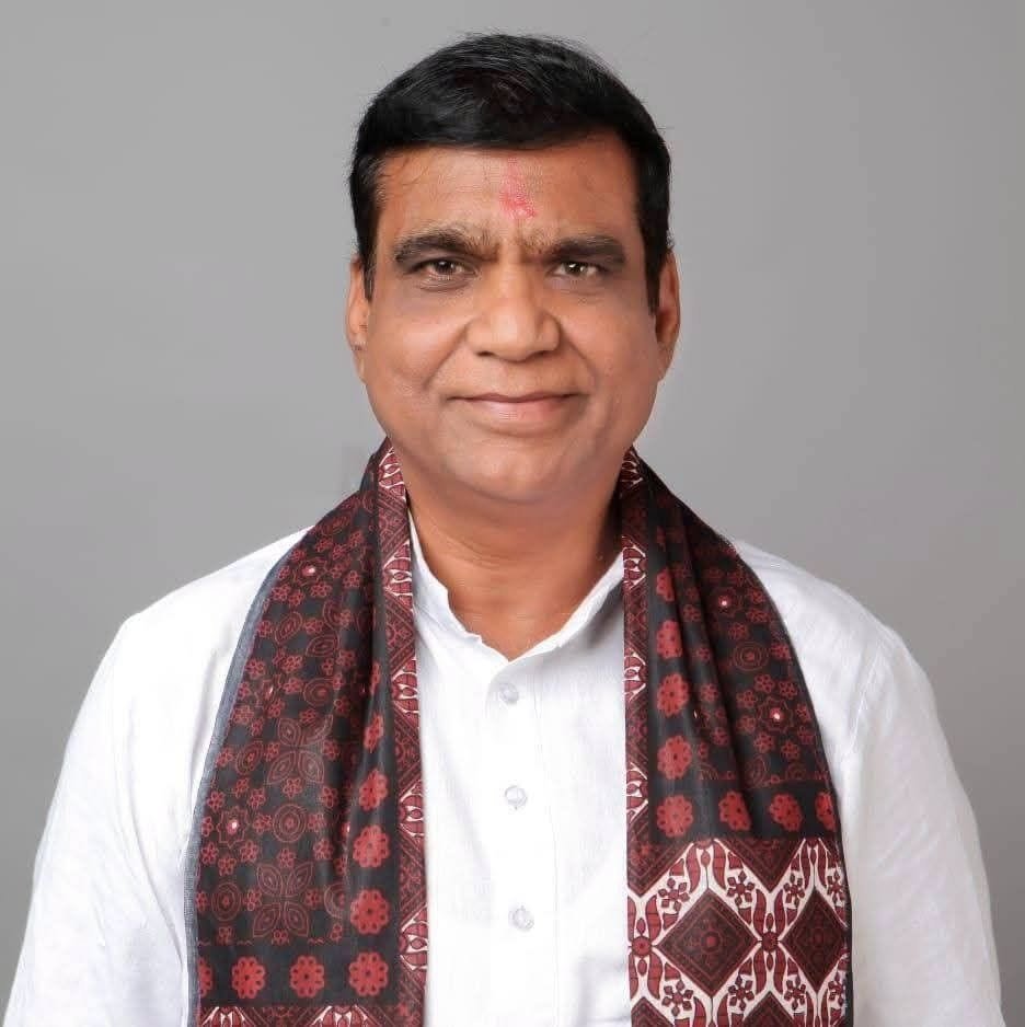 GRKhatana_'s tweet photo. राजस्थान प्रदेश कांग्रेस कमेटी के संगठन महासचिव श्री ललित तूनवाल जी को जन्मदिन की हार्दिक बधाई एवं मंगलकामनाएँ। 

ईश्वर आपको स्वस्थ, सुदीर्घ एवं यशस्वी जीवन प्रदान करें यही कामना है।
@LalitTunwal https://t.co/dnxlZOJZok