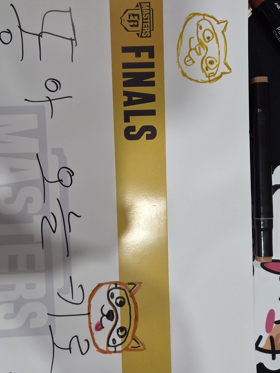 omor1_0's tweet photo. 누가 더 잘 그렸나요???? https://t.co/7PpqEc6hS1