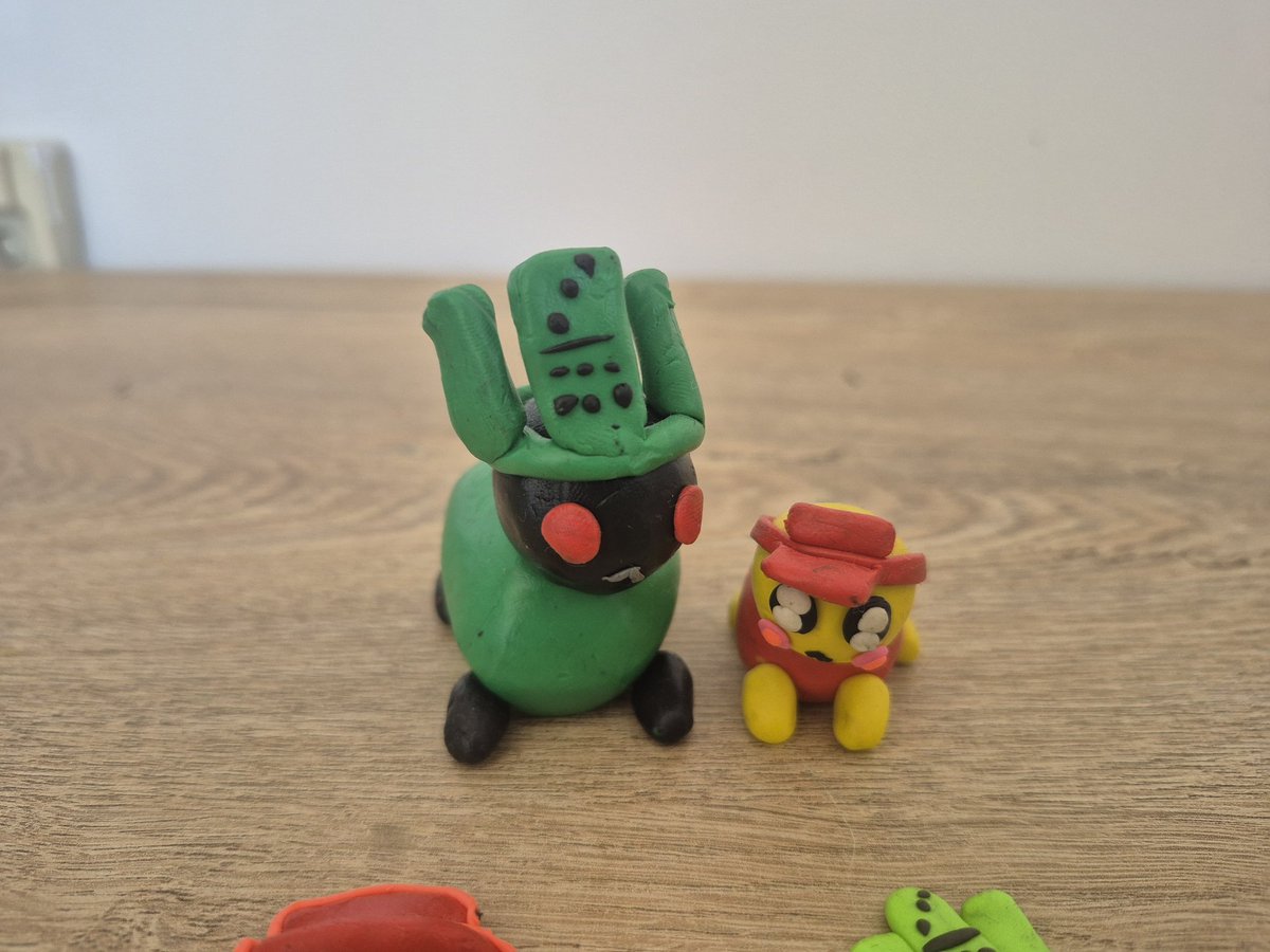 Failure5261102's tweet photo. I forgot i even made them #toxicpizza #elliot #1x https://t.co/dnLnjFwZhQ
