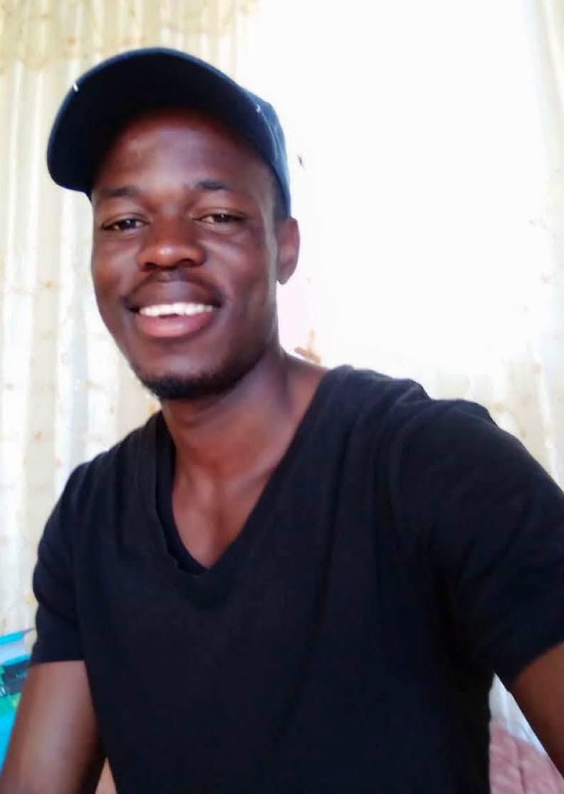 BennieSonamzi's tweet photo. He is still missing, please repost until he is found https://t.co/ETjP0uRR32