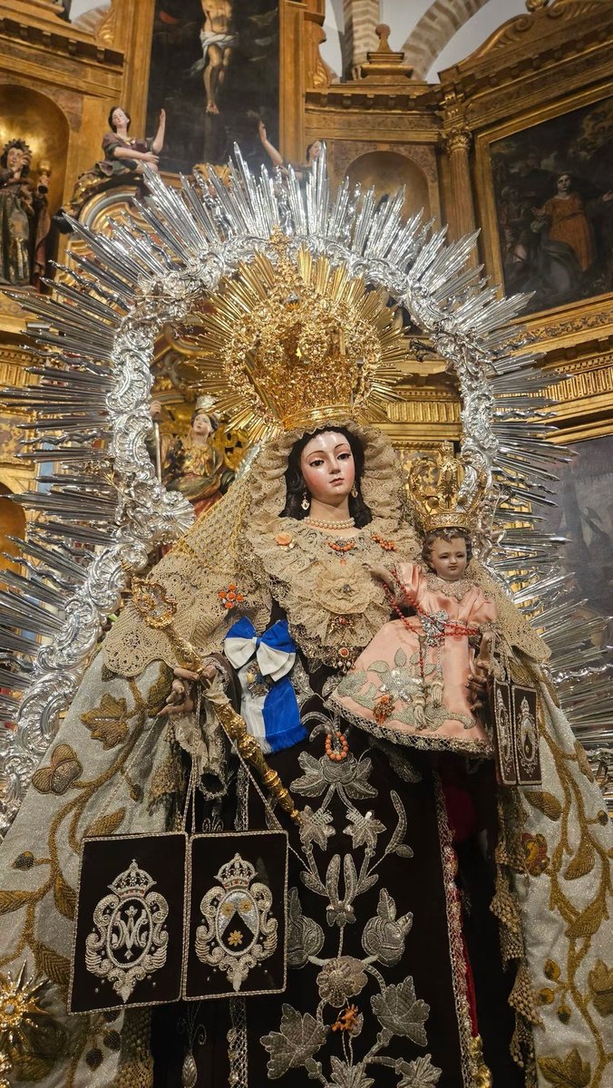 mabernalsanchez's tweet photo. Qué bonita está la virgen del Carmen de Santa Catalina. https://t.co/26quejGJG5