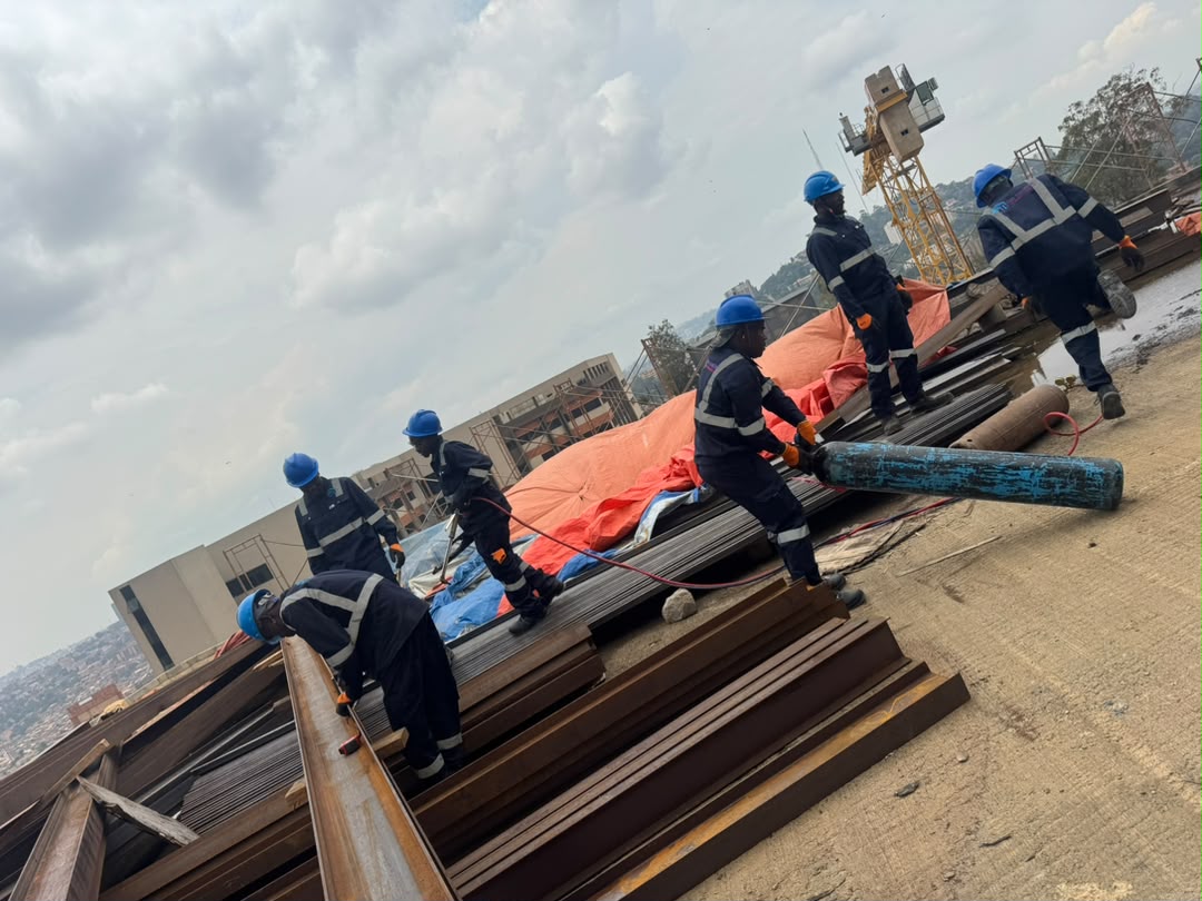 CubeEngineers's tweet photo. 𝐖𝐢𝐭𝐡 𝐅𝐚𝐛𝐫𝐢𝐜𝐚𝐭𝐢𝐨𝐧 𝐏𝐡𝐚𝐬𝐞 𝐔𝐧𝐝𝐞𝐫 𝐰𝐚𝐲 // Structural Steel Works Pictorial.

A look at the A team preparing and processing steel members that form the backbone and frame of a strong structural. #Fabrication #Steelworks #Engineering https://t.co/WVa8nLVfWx