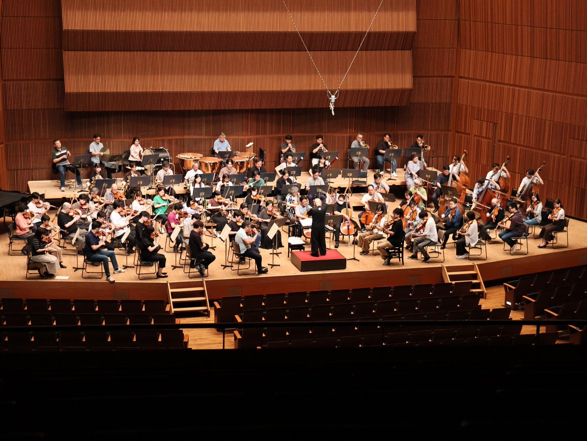 NHKSO_Tokyo's tweet photo. NHK���響楽団 創立100年記念コンサート
2026年7月10日(金) 開演 7:00pm
山形テルサ

#N響 #nhkso

本日N響は山形へ🍒
山形テルサにてN響公演が開催されます🎶

#広上淳一 指揮、#牛田智大 ピアノ独奏で、ショパン《ピアノ協奏曲第1番》とドヴォルザーク《スラヴ舞曲第1集》による魅惑のプログラムをお贈りします🎶

チケットは完売御礼となっております。
皆様のご来場をお待ちしております✨