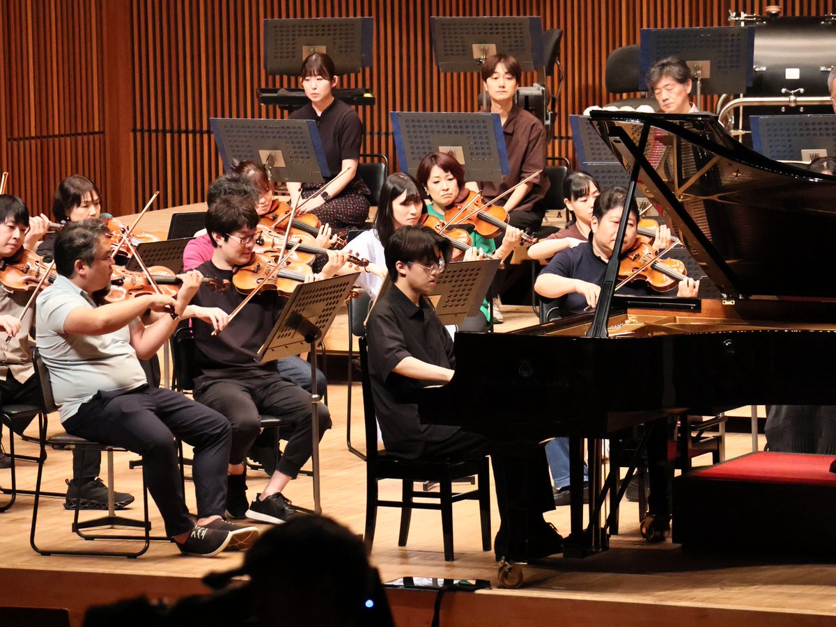 NHKSO_Tokyo's tweet photo. NHK���響楽団 創立100年記念コンサート
2026年7月10日(金) 開演 7:00pm
山形テルサ

#N響 #nhkso

本日N響は山形へ🍒
山形テルサにてN響公演が開催されます🎶

#広上淳一 指揮、#牛田智大 ピアノ独奏で、ショパン《ピアノ協奏曲第1番》とドヴォルザーク《スラヴ舞曲第1集》による魅惑のプログラムをお贈りします🎶

チケットは完売御礼となっております。
皆様のご来場をお待ちしております✨