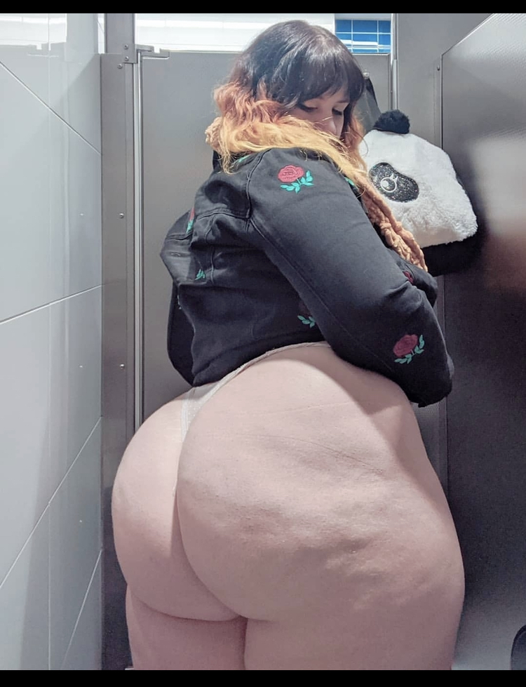 Pumpmaxzzzz's tweet photo. OMG bitches that remind me of my ex have been making me so go so fuckin crazy lma i cant fuckin stop hitting ma pen and pumping my shi for her😵‍💫#gooner #wherethenastydudesat https://t.co/STUa8Gi6nu