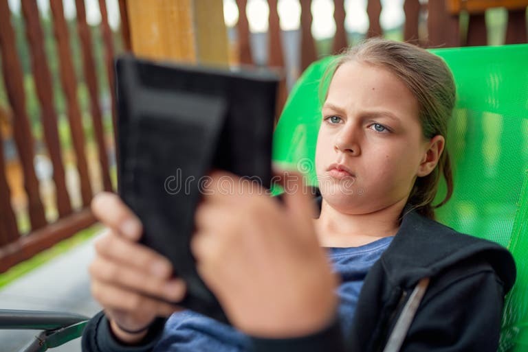 SilvaNorbe58p2's tweet photo. Sharing locations in a relationship is toxic
You’ll never convince me otherwise. You absolutely don’t need to know where your partner is 24/7. https://t.co/IERINu4vQK