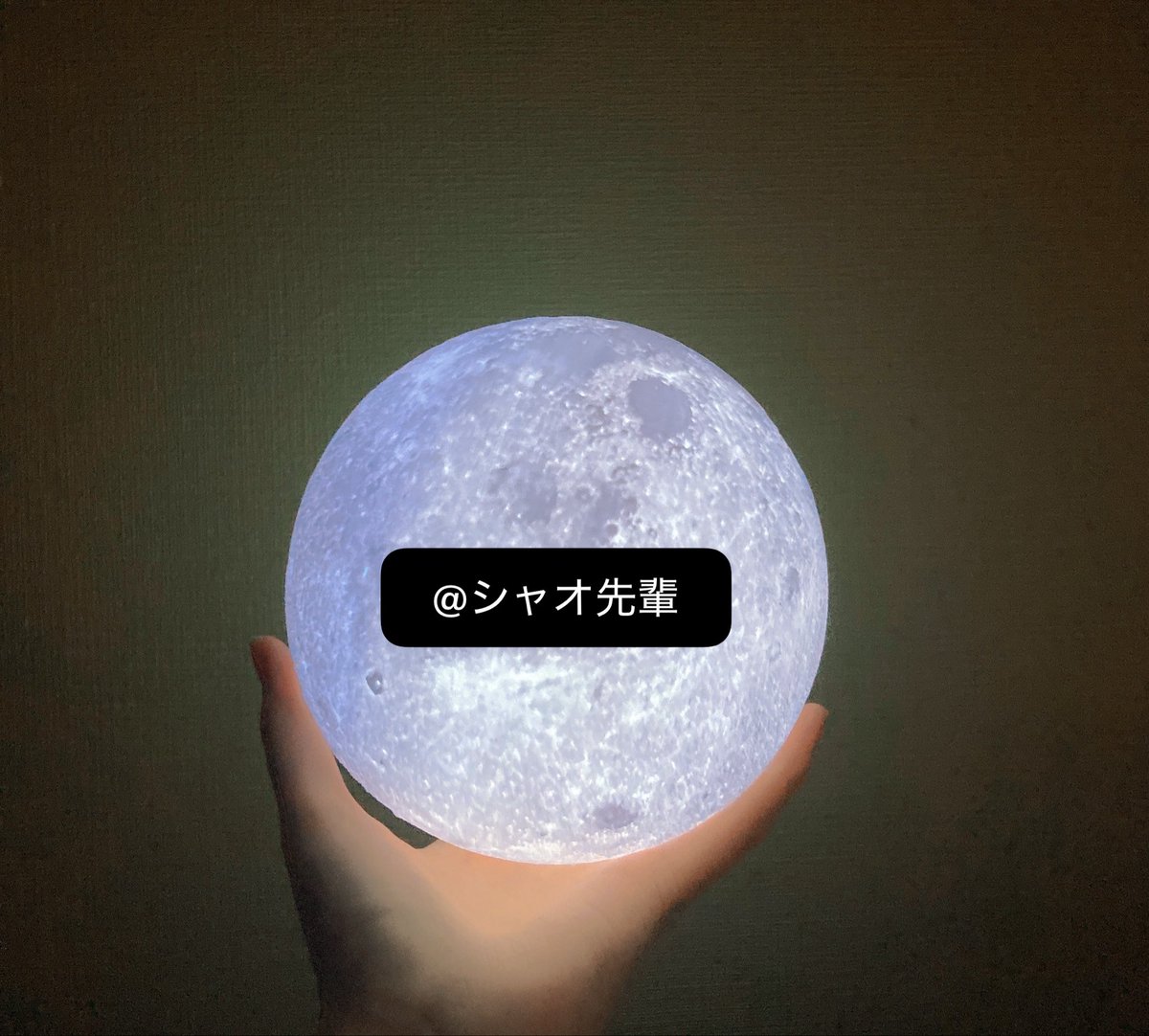 Xiaoni_w's tweet photo. ひっそり誕生日を迎えました〜！✨
お友だちやリスナーさんに
お祝いしてもらって、
楽しい一日を過ごせました🤤🌷
プレゼントもありがとう！😭

ここでの活動はずいぶんまったりに
なってしまいましたが、
変わらず演じることを楽しんでいます！
もっともっと精進いたします！✊✨ https://t.co/L1UoIJBDyI