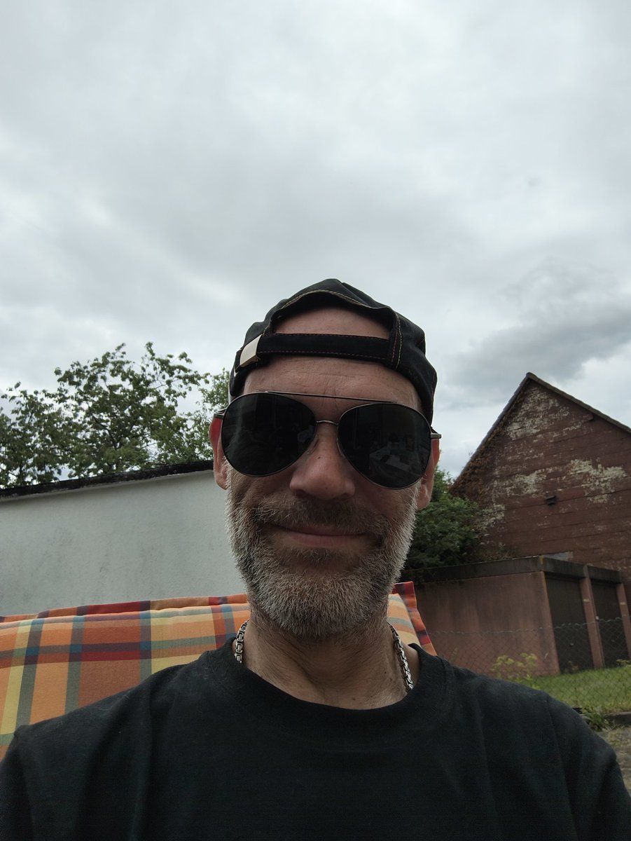 andreas_bl49590's tweet photo. https://t.co/buh1K81gGn