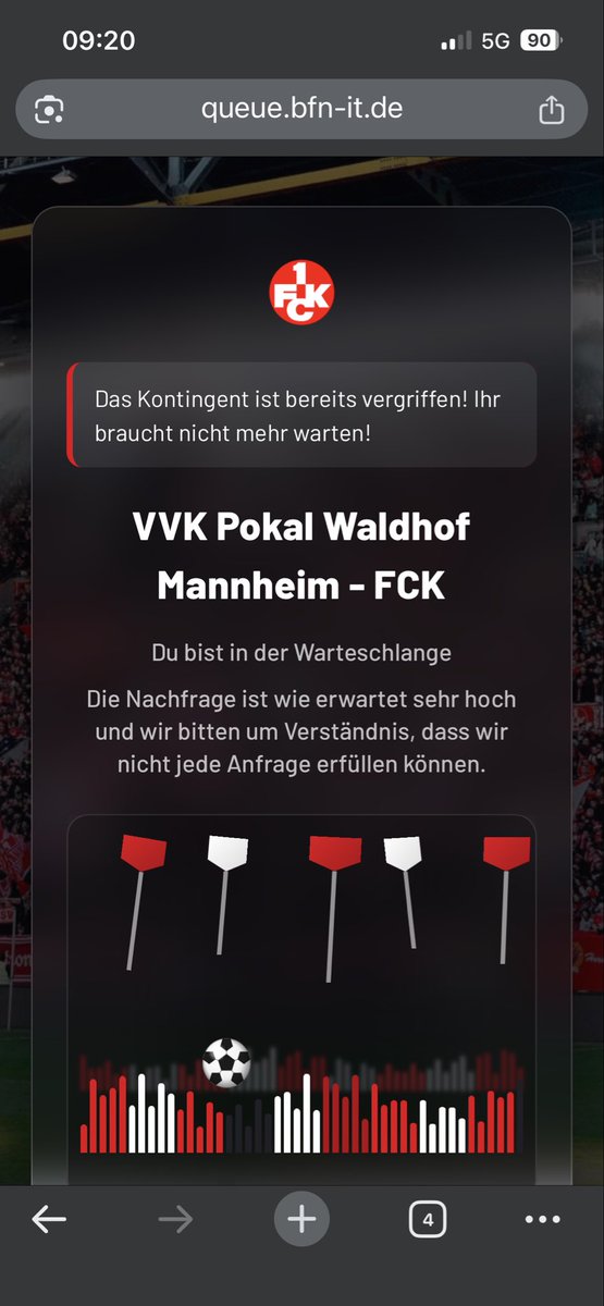 MayciKun's tweet photo. Neues System ist beschissen. Keine Prozent- oder Zeitanzeige, lieblose Nachricht, dass wir nicht mehr warten brauchen. Hätte man auch netter formulieren können, danke. „Hast keine Karte bekommen, hau wieder ab.“ 🖕🏼Wieso muss man gut laufende Systeme ändern? #betze https://t.co/3MShZmuite