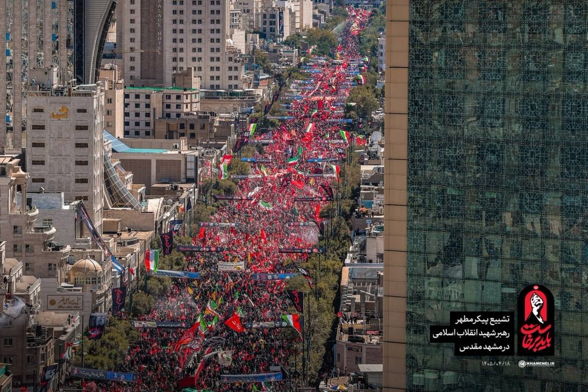 fr_Khamenei's tweet photo. 📸 Affluence massive à Machhad pour l'immense cortège funèbre du Guide martyr de la Révolution. 
📅 (9 juillet 2026) https://t.co/YHzC1uHIWY
