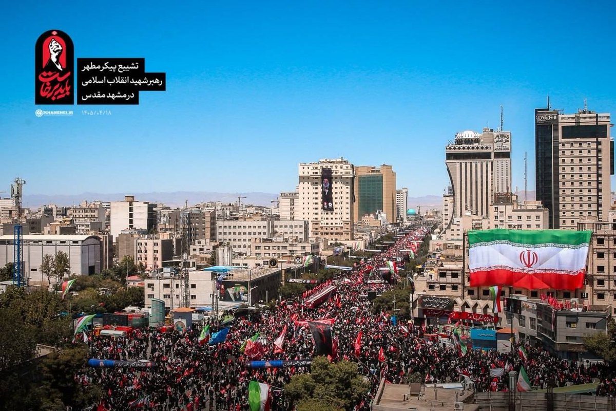 fr_Khamenei's tweet photo. 📸 Affluence massive à Machhad pour l'immense cortège funèbre du Guide martyr de la Révolution. 
📅 (9 juillet 2026) https://t.co/YHzC1uHIWY