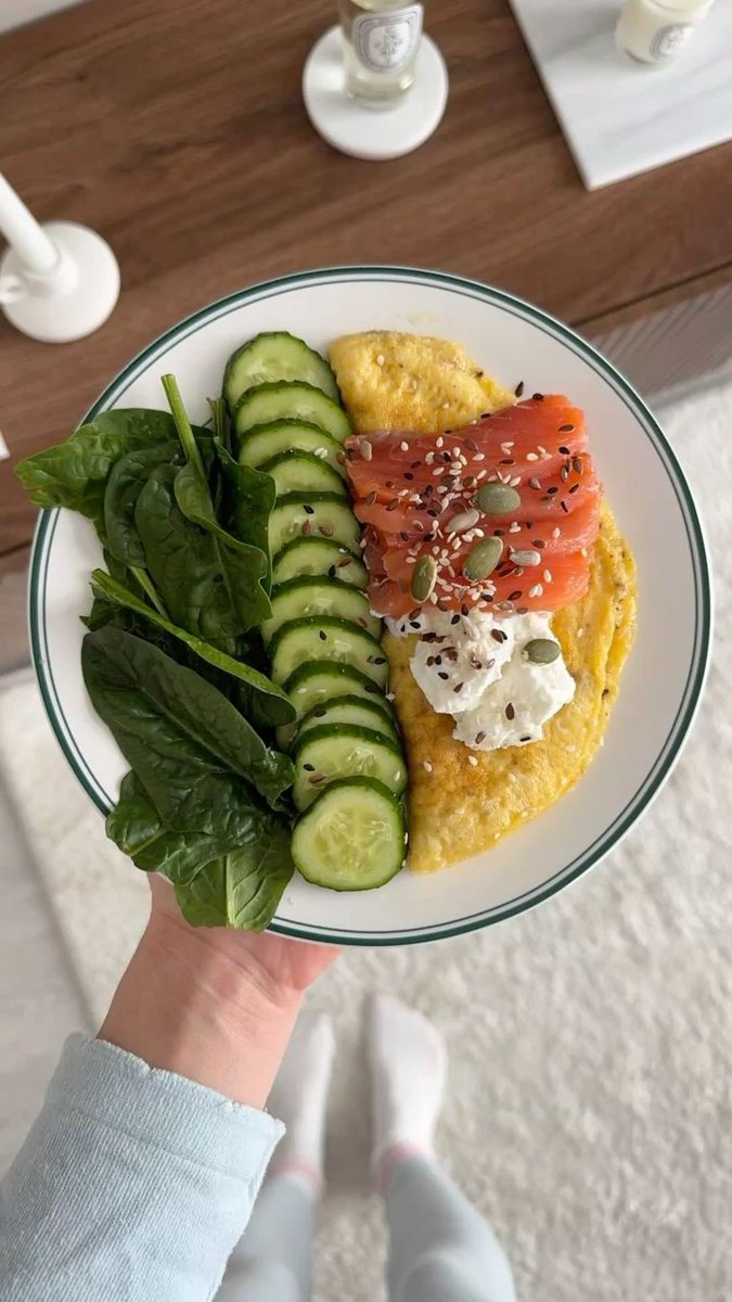 Diorgirlx's tweet photo. Fitness + nutrition = the perfect combo. https://t.co/TKU2mqEl9T