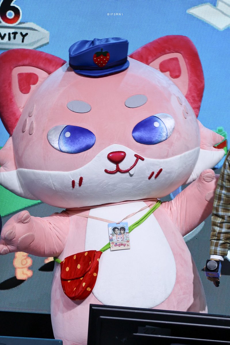 Bif3rn1's tweet photo. สวัสดีคับ Mr.Toky คับ🫡🦊🍓

TCEX 2026 SIAM PARAGON
#SiamParagonxTCEXxหลานๆดูมันดิ
#MrToky @MrToky_Domundi https://t.co/ZFJcuJDGSz