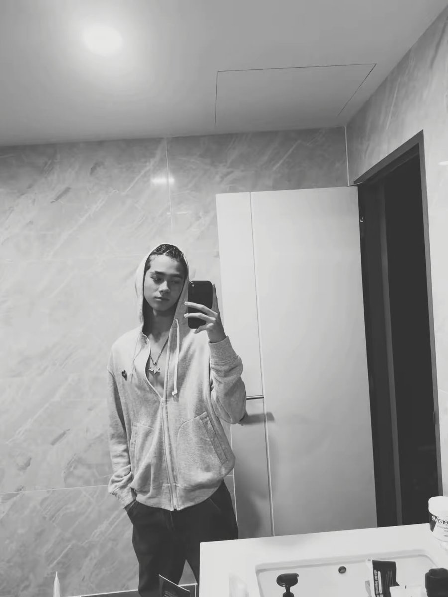 justinmmoir's tweet photo. 👽
#justinmmoir https://t.co/NHzRXWoK8L