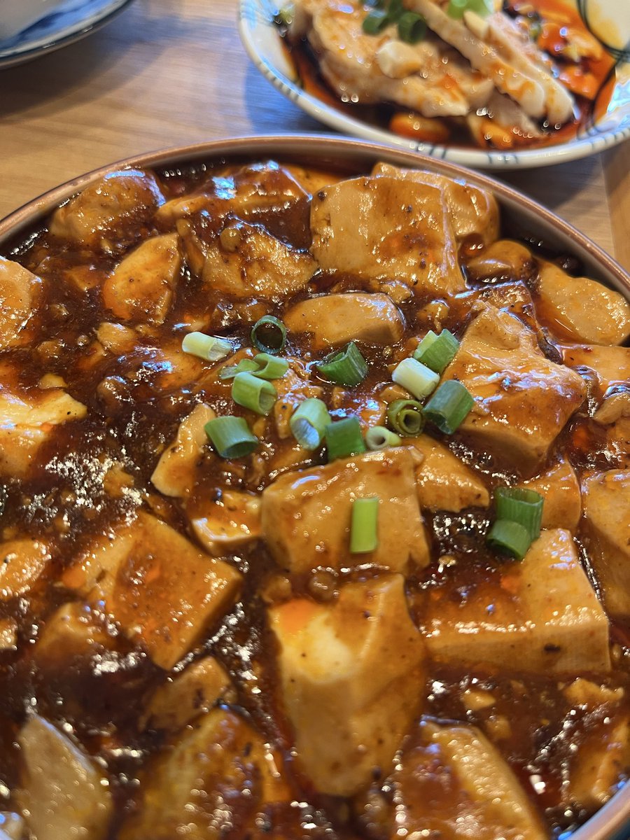yuccall's tweet photo. 午後休んでランチ。お気づきかと思いますが、麻婆豆腐迷子に。。。 https://t.co/HAVCPcLKNk