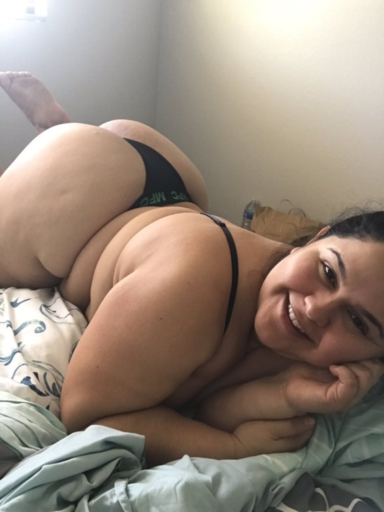 TonnyBent2ifi's tweet photo. I’m still in bed... join me 😘 https://t.co/VKQWUKrNAC