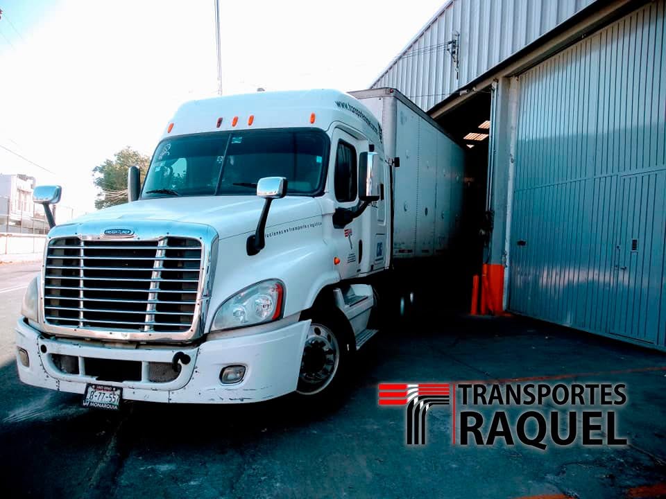 TranspRaquelMex's tweet photo. En Transportes Raquel contamos con diferentes servicios que se adaptan a tu necesidad. Dales un vistazo en el enlace 📦📦😉➡ https://t.co/DFay3v32aW https://t.co/M42SZafWnb