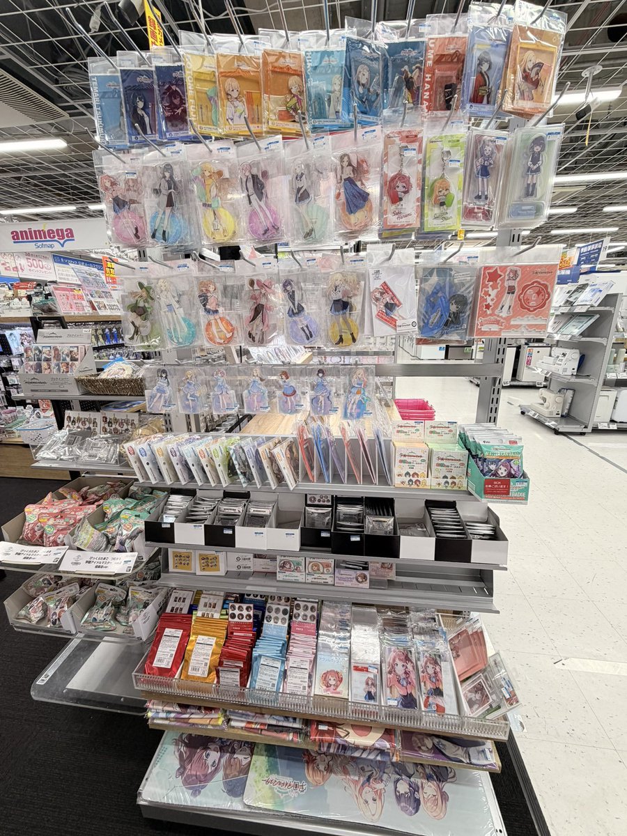 グッズ情報】 学園アイドルマスター商品 各種取り扱い中❣️ アクリル