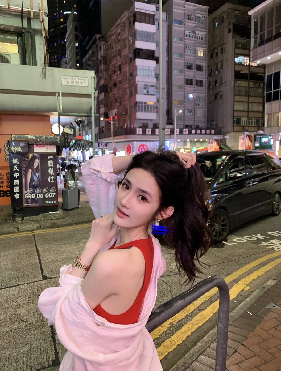 xiating923's tweet photo. 猜猜这是哪里呀，一起偶遇如何😘😘
   v：xiating9233 https://t.co/FAvpsXvOZJ