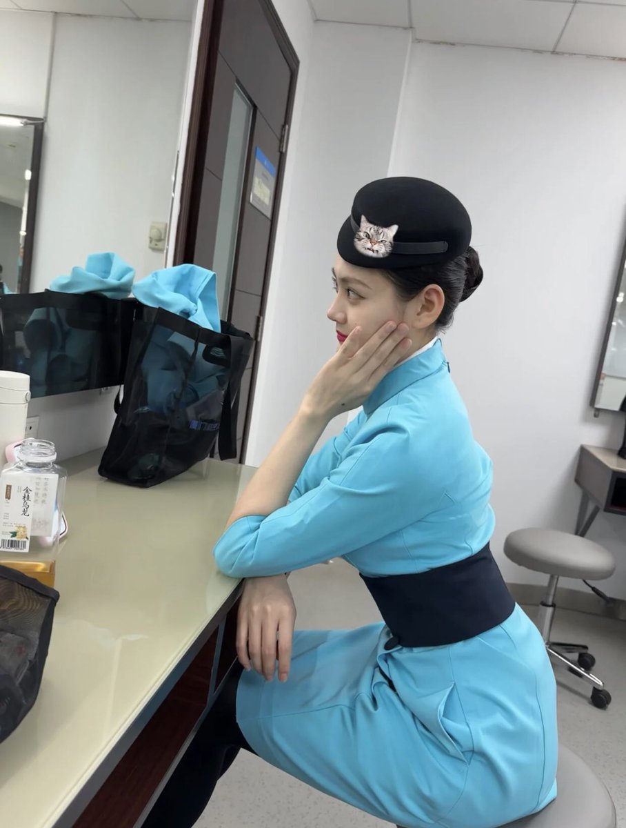 xiating923's tweet photo. 猜猜这是哪里呀，一起偶遇如何😘😘
   v：xiating9233 https://t.co/FAvpsXvOZJ