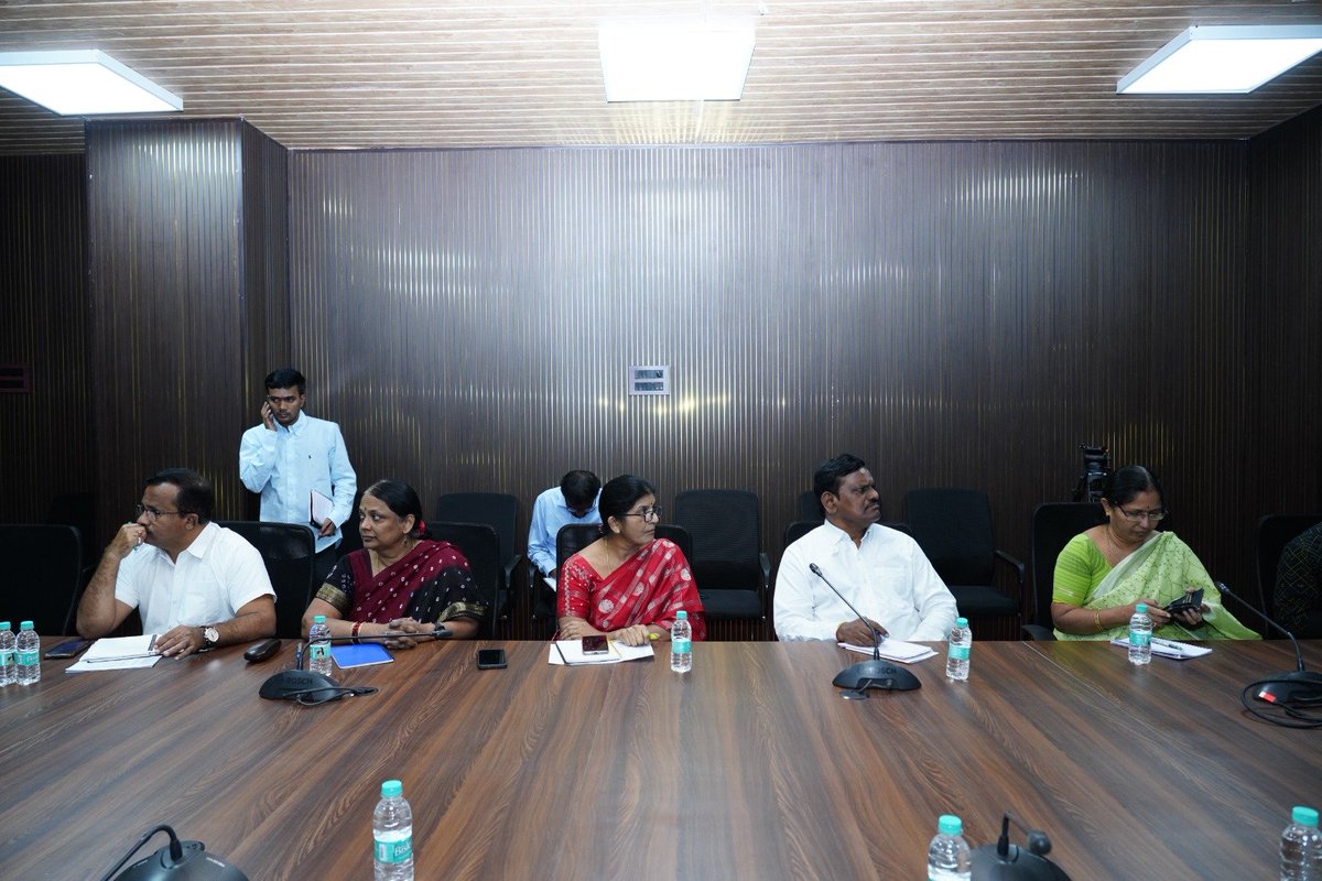 CEO_Telangana's tweet photo. #SIR 2026 | ECI Video Conference#

As part of the ongoing Special Intensive Revision (SIR) 2026,  Dr. Pavan Kumar Sharma, Senior Deputy Election Commissioner, Election Commission of India, today chaired a video conference with Shri C. Sudharsan Reddy, IAS, Chief Electoral Officer, Telangana, the Commissioner, GHMC & District Election Officer, Hyderabad, all District Election Officers (DEOs) and Electoral Roll Observers to review the progress of SIR activities.
The review focused on expediting the distribution, collection, and digitization of Enumeration Forms to ensure the timely completion of the SIR process.

Special emphasis was laid on accelerating the digitization process in Hyderabad, Rangareddy, Medchal–Malkajgiri, Sangareddy, and Vikarabad districts. The concerned DEOs were directed to achieve daily digitization targets and expedite the process.
The Commission also interacted with DEOs from high-performing districts to understand the best practices adopted by them and advised other districts to replicate these strategies to accelerate the Enumeration process and ensure the successful completion of SIR 2026.

Further, the Commission instructed the Chief Electoral Officer, Telangana, to expedite the distribution, collection, and digitization of Enumeration Forms across the State by closely monitoring daily targets to ensure the timely completion of the SIR process.

#SIR2026  #CEOTelangana #VoterAwareness #ECI #EnumerationPhase #SpecialIntensiveRevision
@ECISVEEP @SpokespersonECI @IPRTelangana @PIB_India @PIBHyderabad @airnewsalerts @GHMCOnline