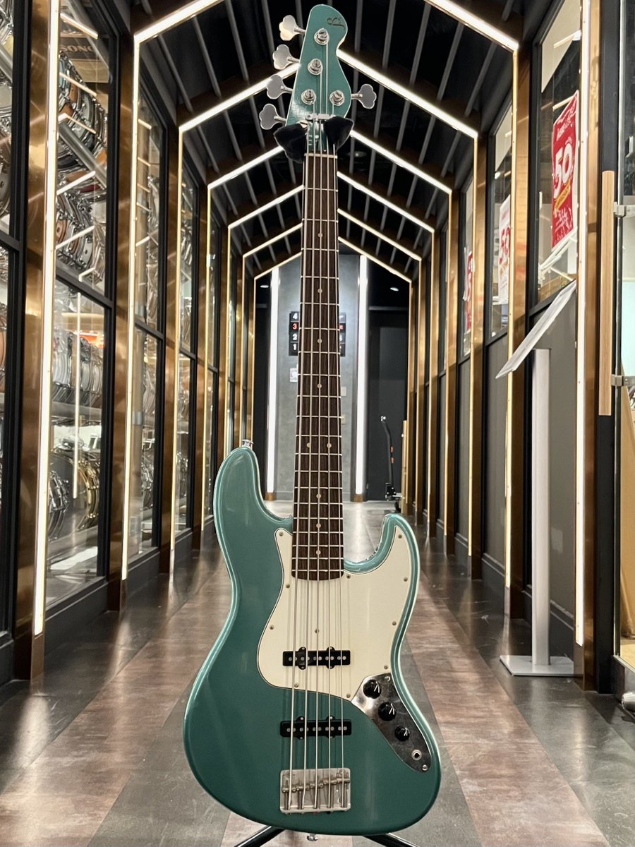 BLACK SMOKER Trad Master Series Beta J5 (Ocean Turquoise Metallic