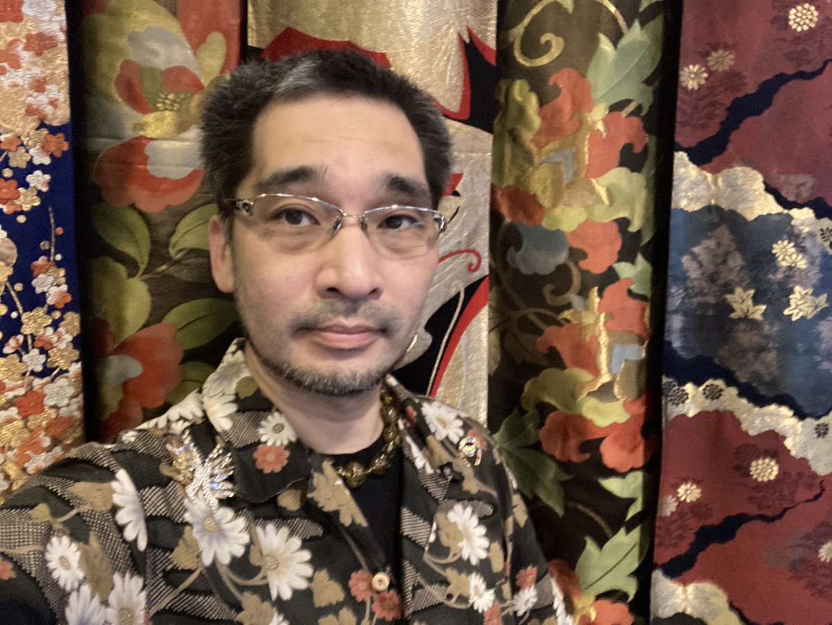 mitsuhiro_satoh's tweet photo. カラオケスナック磯ん子の本日7月10日（金）の営業を開始しております 皆様の御来店を心よりお待ちしております よろしくお願い致します https://t.co/osy7mNoSaA

磯ん子は『かながわトクトクキャンペーン かなトク！』対象店舗です。お支払い方法は、auPAY、d払い、PayPay、メルペイ（SmartCode）、楽天Payに対応しております。還元総額180億円、予算上限に達し早期終了の可能性有りです。お急ぎくださいませ〜。
https://t.co/JV9ZTV5x1T