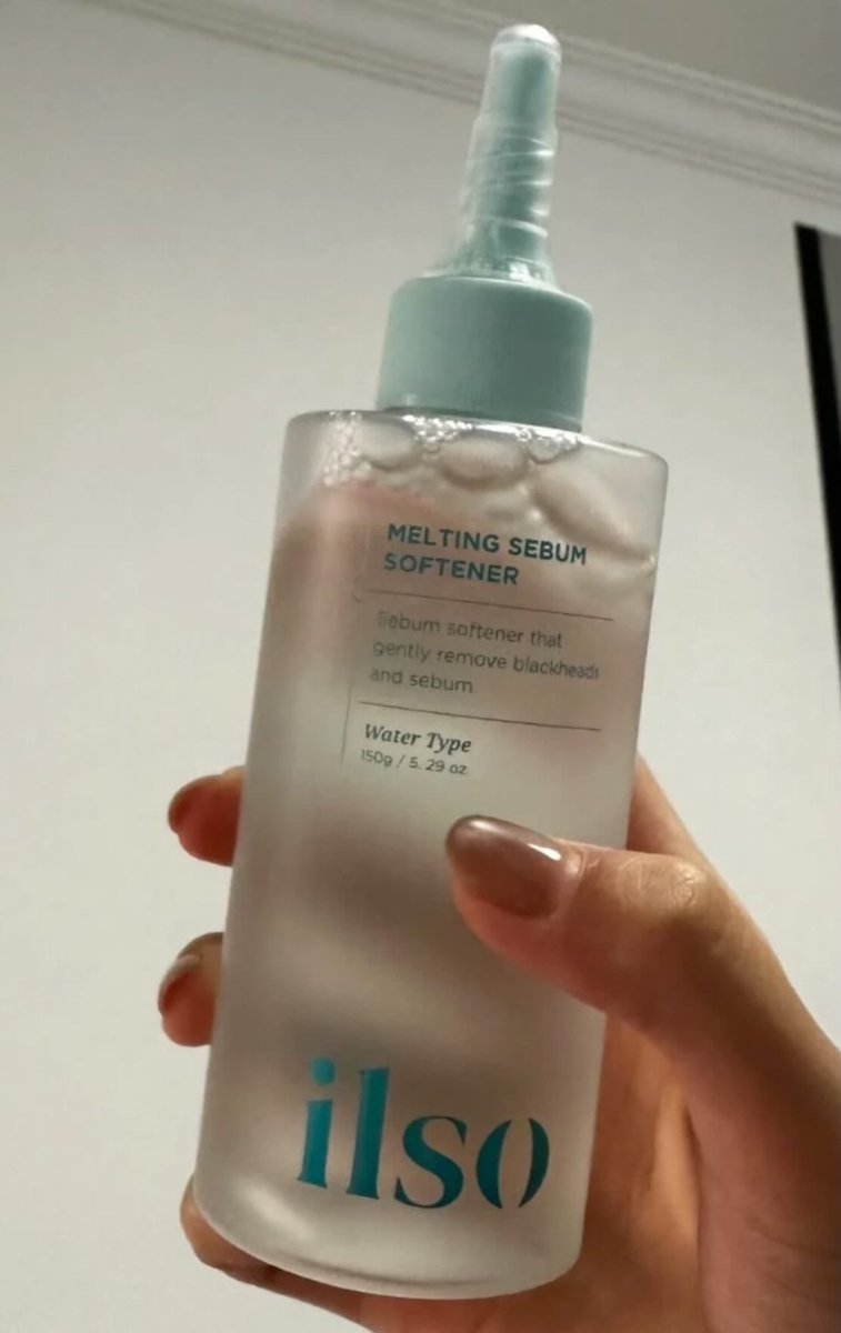 stelobeliy's tweet photo. jujur satisfying banget pakenya tinggal spray setelah cuci muka, dieminn bentar terus bersihin pakai kapas. komedo jadi lebih mudah keluar dan area hidung langsung kerasa lebih clean + smooth bangettt

belinya disini ⤵️
🖇️ https://t.co/xMCTQiUJgQ https://t.co/CRchcBzxGe