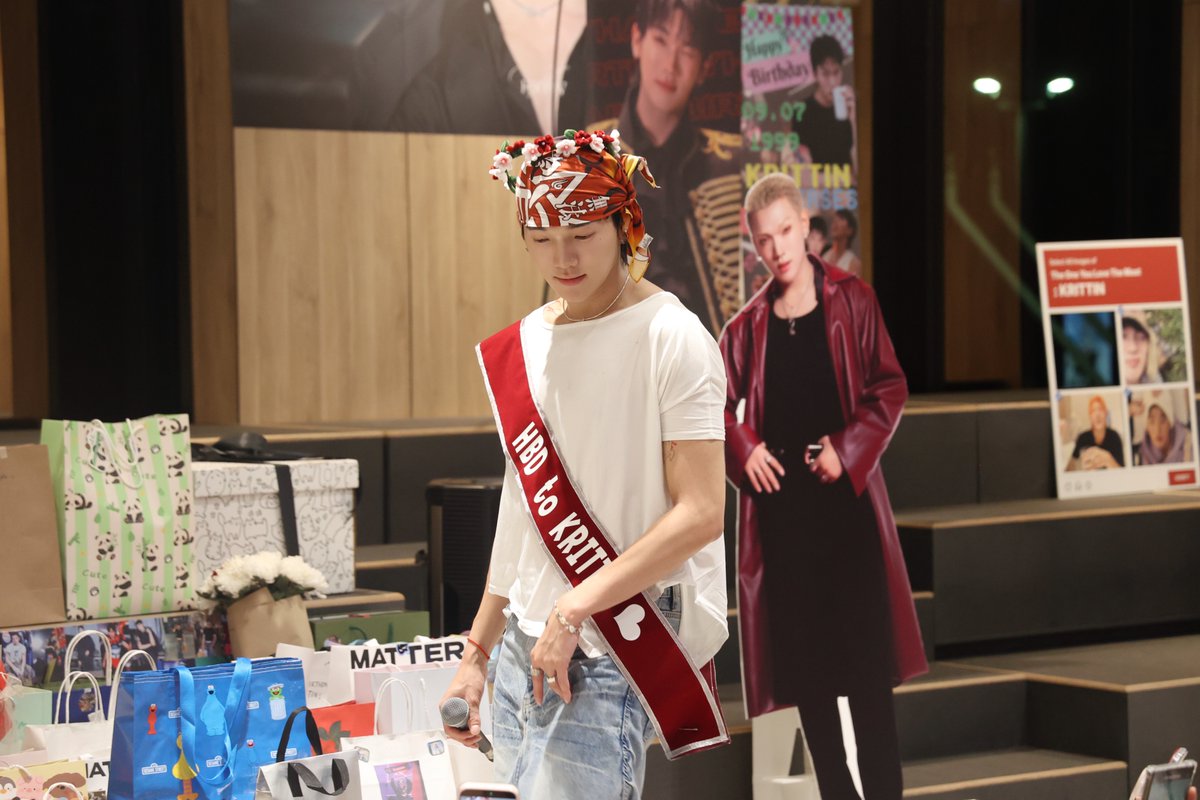gnest_official's tweet photo. ขอบคุณทุกคนที่มาหากันนะค้าบ เติมความสุขให้ผมมากๆ ขอบคุณที่มาอยู่ในวันสำคัญของผมน้า ขอให้ทุกคนมีความสุขมากๆค้าบ🤍
From KRITTIN 💌🦈
#happyKRITTINday
#KRITTIN_PERSES
#PERES #PERSES_TH
#GNEST https://t.co/pcyGbClTy4
