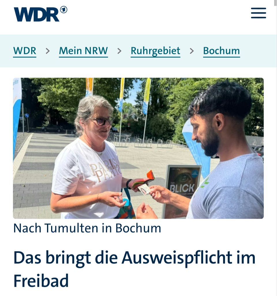 jreichelt's tweet photo. Während Corona sollte ich einmal meinen Ausweis vorzeigen, weil ich einen North Face Laden betreten wollte, um eine Mütze zu kaufen. Der junge Herr, der meine Papiere sehen wollte, kam aus Kunduz, Afghanistan. Er war seit anderthalb Jahren in Deutschland. Ich hätte mir niemals ein Land vorstellen können, in dem Deutsche ihren Ausweis Ausländern zeigen müssen, die ohne Ausweis illegal nach Deutschland eingereist sind. Daran musste ich bei diesem Foto denken.
