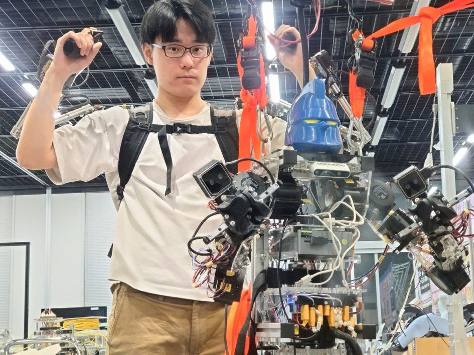 ait_tetusjin's tweet photo. 11日、12日に、愛知工業大学のオープンキャンパスが開催されます！

我々鉄人プロジェクトは、2号館1階にて鉄人のデモンストレーションをおこなっております!

両日ともに8:30~13:00に開いているので、興味のある方はぜひお越しください！

#AIT #AIT鉄チャレ https://t.co/rdmoRtCyHf