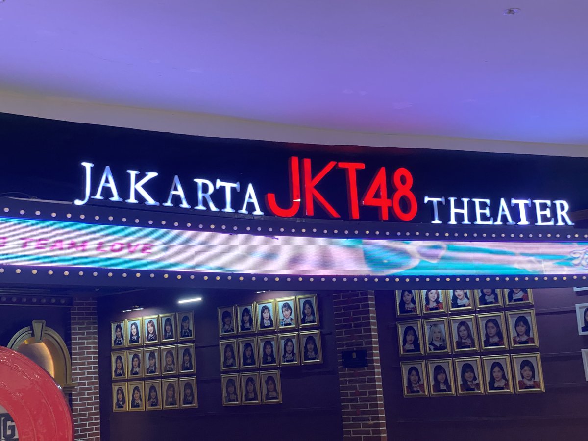 _Hirteee's tweet photo. first time in my life finally setelah 4 tahun walau cuma mampir https://t.co/ugnTPtdnXg