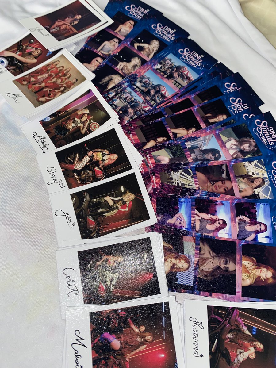 binixnics_'s tweet photo. freebies for tom, see u guys!!!!

#BINI
#BINI_SIGNALS_CEBU 
#BINI_SIGNALS_WORLDTOUR_2026 https://t.co/W8fkMuWcdp